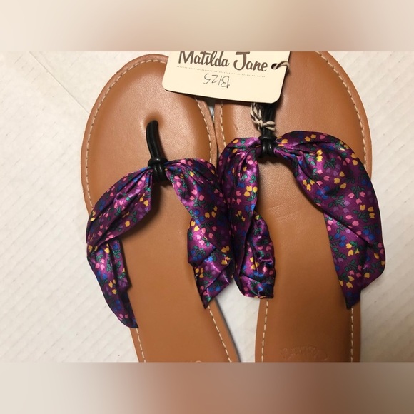 Matilda Jane Clothing Daydream Flip Flop Satin Floral Sandals Size 7 - NEW - Picture 5 of 7